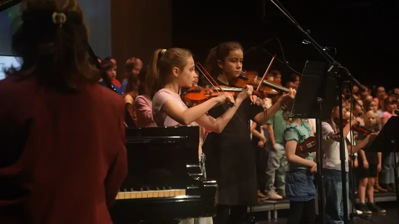 Lokeren TV: Dag van de Academies