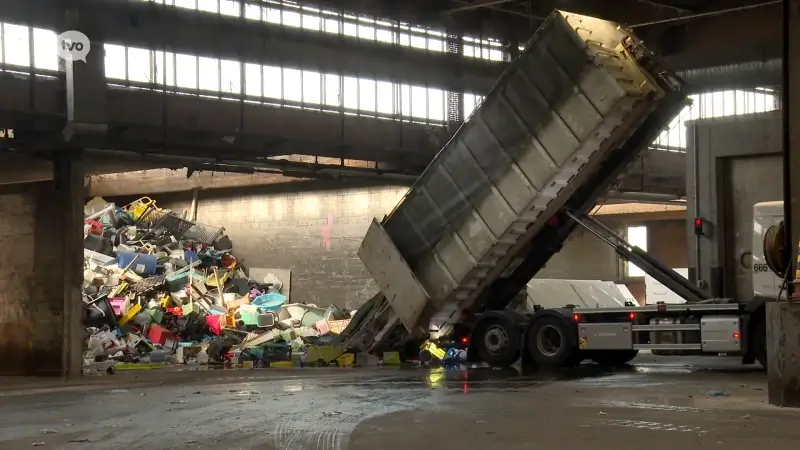 Minister Jo Brouns bij IlvA in Erembodegem: "Mooi voorbeeld voor de rest van Vlaanderen"