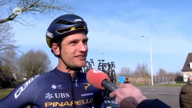 Brent Van Moer (Q36.5) verkent het parcours van de Omloop Nieuwsblad: "Ik hoop met een kleine groep naar de meet te gaan"