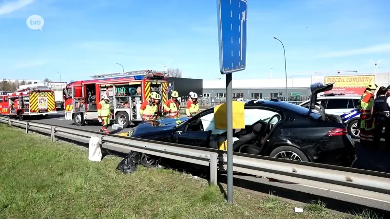 Jonge bestuurder even kritiek na ongeval op N47 in Zele