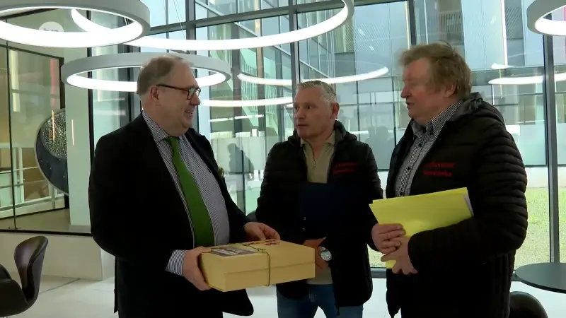 Feestcomité Nieuwerkerken verzamelt meer dan 2.300 handtekeningen tegen sluiting zaal, stad zoekt oplossingen