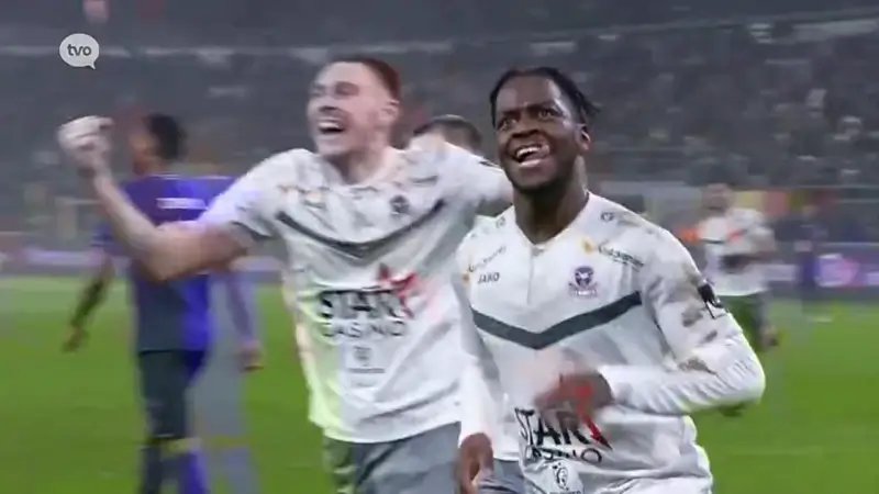 Hoofdafbeelding voor artikel FCV Dender ziet aanvaller…