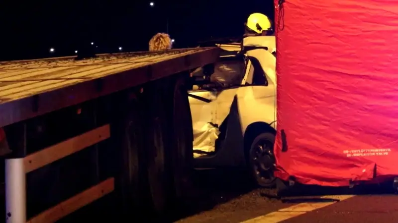 Hoofdafbeelding voor artikel Jonge vrouw van 19 komt om…