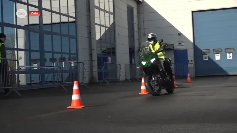 Motorrijders krijgen mini-opfrissingscursus op Dag van de Motorrijder: "Zou verplicht moeten zijn"