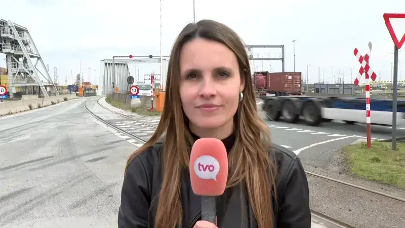 Elouise Mels LIVE aan Deurganckdok met Thierry Inghels van Hulpverleningszone Waasland: "De totale vervuiling wordt in kaart gebracht"
