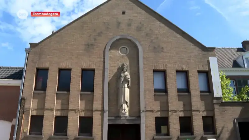 Hoofdafbeelding voor artikel Opschudding rond verkoop parochiezaal…