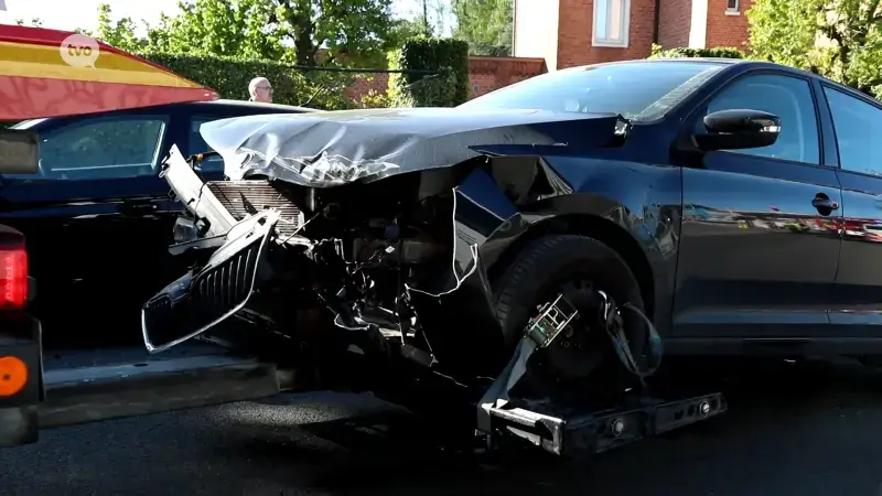 Hoofdafbeelding voor artikel Twee auto's en bus betrokken…