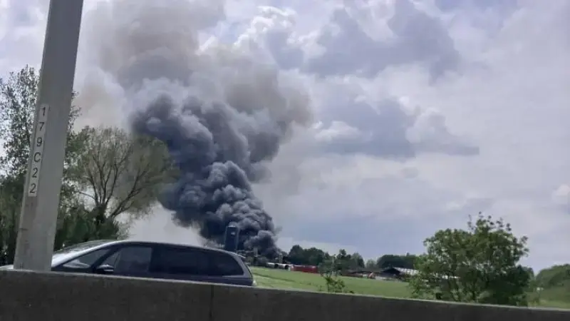 Hoofdafbeelding voor artikel Uitslaande brand in varkensstal…