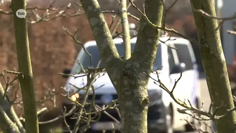 Politiehond bijt man nadat hij wapen van agent probeert af te nemen in Stekene