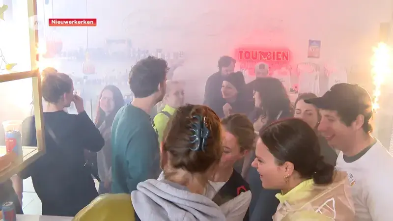 'Run and Rave': Eerst lopen, dan eten en dansen in bakkerij De Wilde in Nieuwerkerken