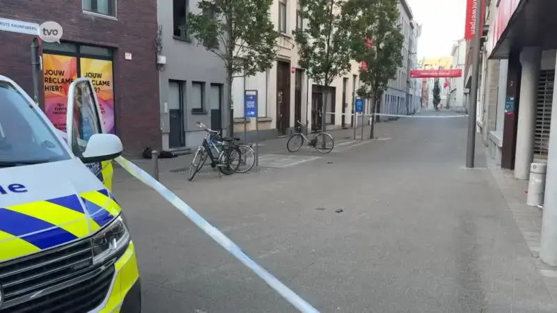 Hoofdafbeelding voor artikel Vrouw (19) uit Zwijndrecht…