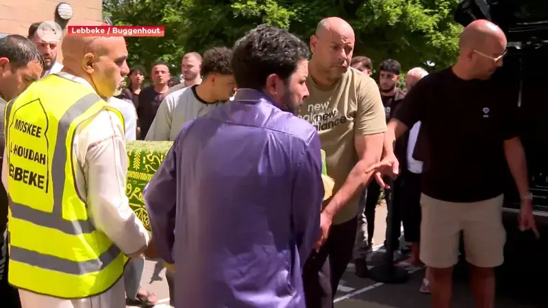 Afscheid van overleden buschauffeur Noureddine: "Hij was graag gezien, het gevoel is onbeschrijfelijk"
