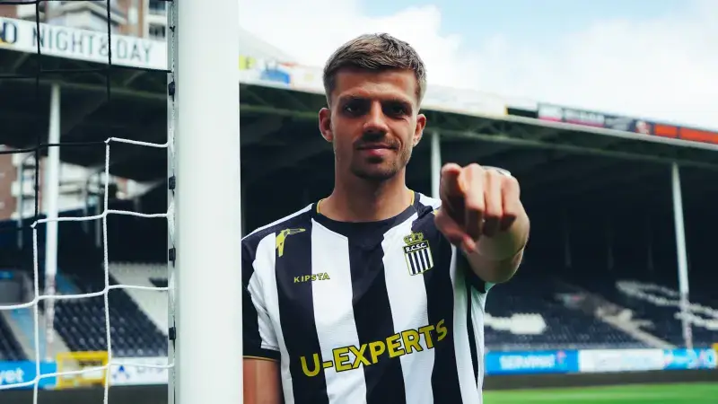 Hoofdafbeelding voor artikel Eerste inkomende transfer…