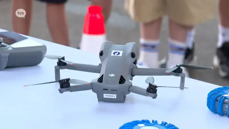 Drones van politie Geraardsbergen/Lierde krijgen naam van zesdeklassers