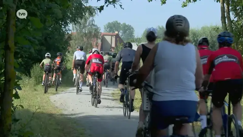 500 mensen fietsen voor mentaal welzijn tijdens Ride4Happiness in Sinaai:" "Er wordt te weinig over gesproken"