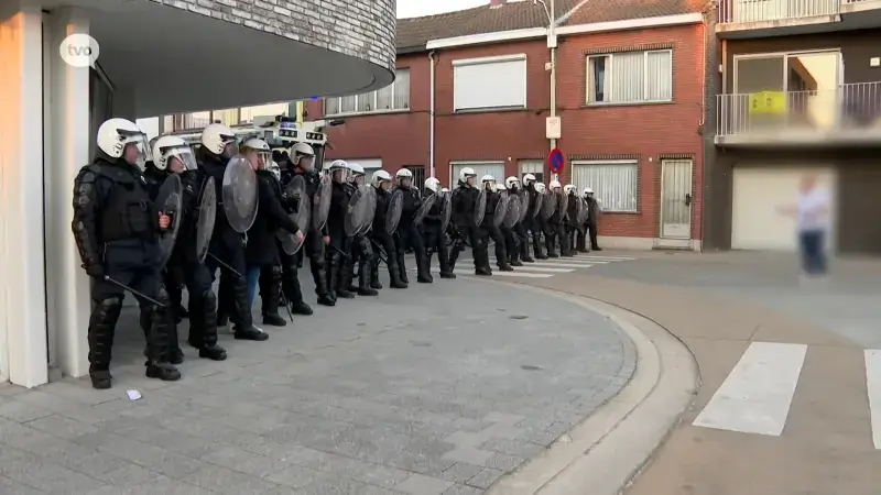 Hoofdafbeelding voor artikel Acht hooligans van SK Beveren…