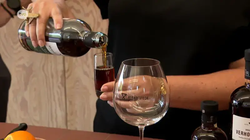 Hoofdafbeelding voor artikel 45-jarig drankje Tante Andr&eacute;e…