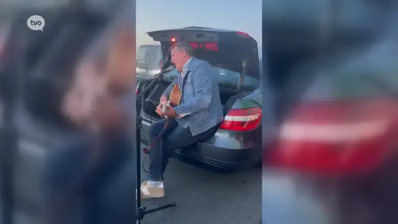 Hoofdafbeelding voor artikel Beeld van de week: gitarist…