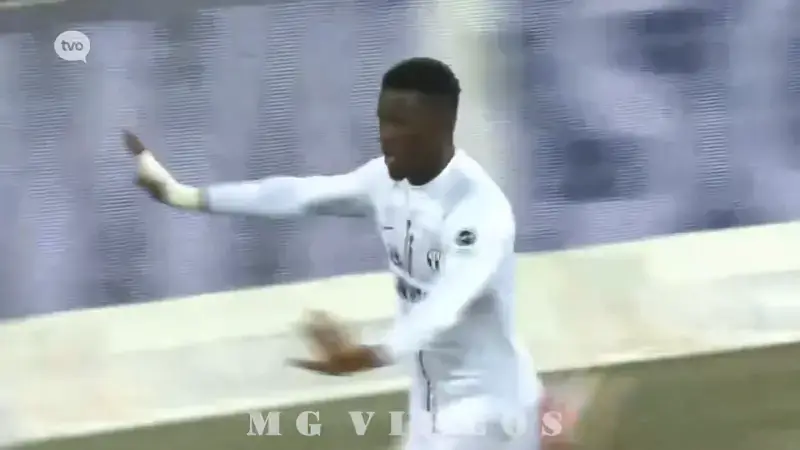 Hoofdafbeelding voor artikel Cheick Cond&eacute; (26) is vierde…