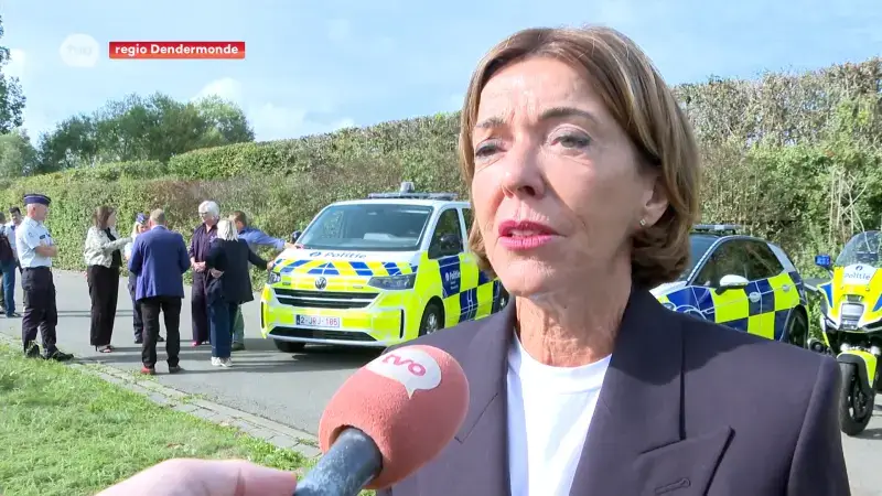 Hoofdafbeelding voor artikel Gouverneur Van Cauter over…