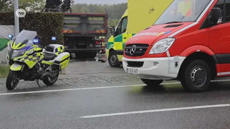 Hoofdafbeelding voor artikel Jonge bromfietser komt onder…