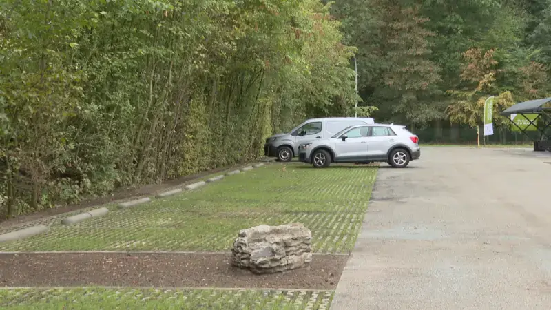 Nieuwe parking aan Buggenhoutbos officieel geopend