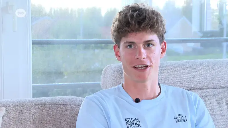 Hoofdafbeelding voor artikel 17-jarige wielertalent Vic…