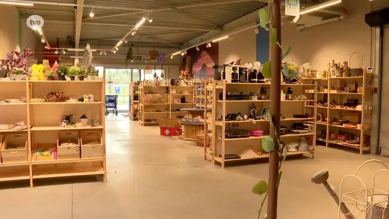 Hoofdafbeelding voor artikel Kringwinkel in Sint-Gillis-Waas…