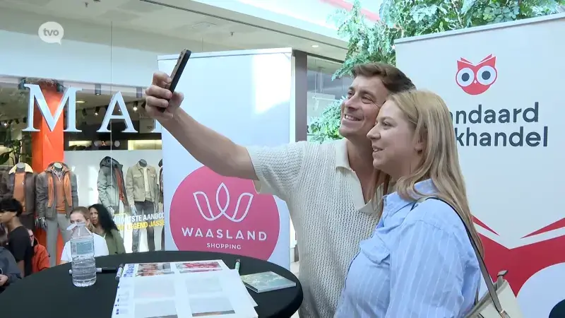 Hoofdafbeelding voor artikel Zo'n 150 fans verzamelen in…