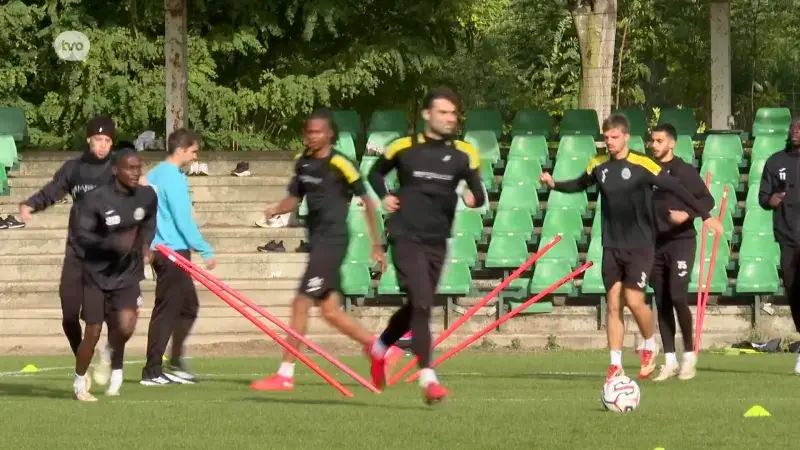Hoofdafbeelding voor artikel Sporting Lokeren bereidt zich…