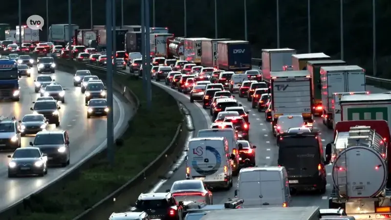 Verschillende ongevallen veroorzaken moeizame avondspits op E17 rond Lokeren