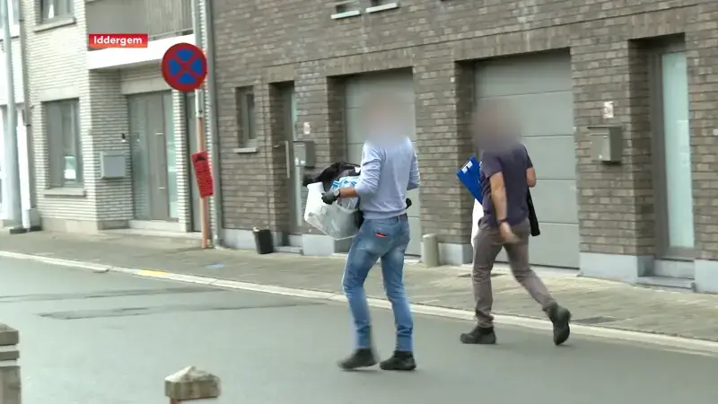 Hoofdafbeelding voor artikel Tiener uit Iddergem die zus…