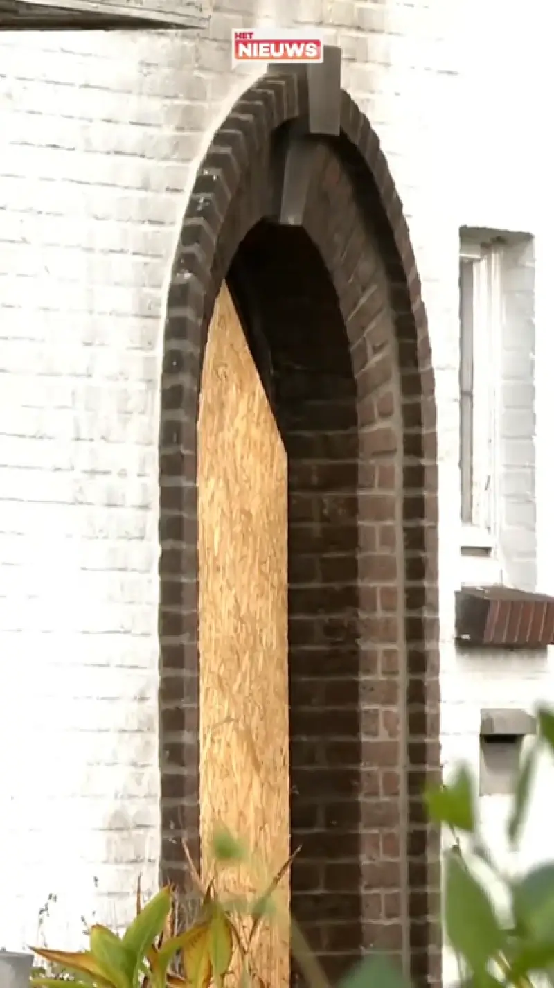 Politie onderzoekt mogelijke aanslag met explosief aan woning in Temse