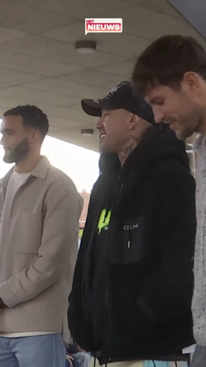 Spelers Sporting Lokeren bezoeken sociaal project in het kader van de Warmste Week